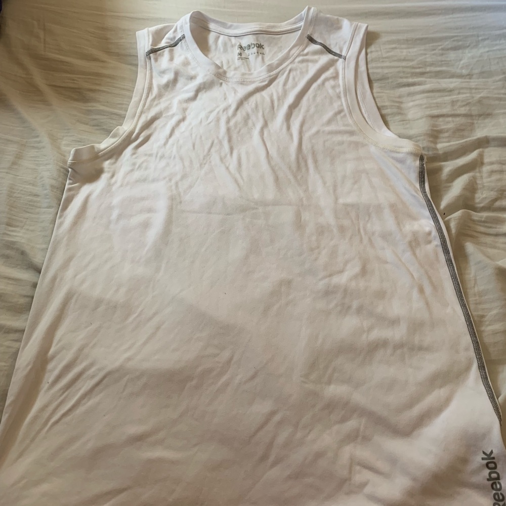 Men’s Reebok speedwick tank. Medium.
